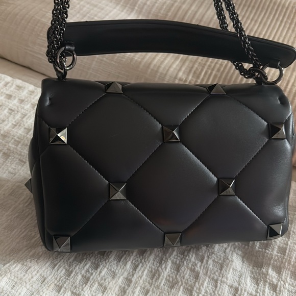 Valentino LARGE Roman stud bag. Black on black - Picture 3 of 6